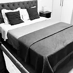 Bed and Breakfast Au Manoir Des Vallees 4*