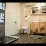 Au Manoir Des Vallees Bed and Breakfast 4*