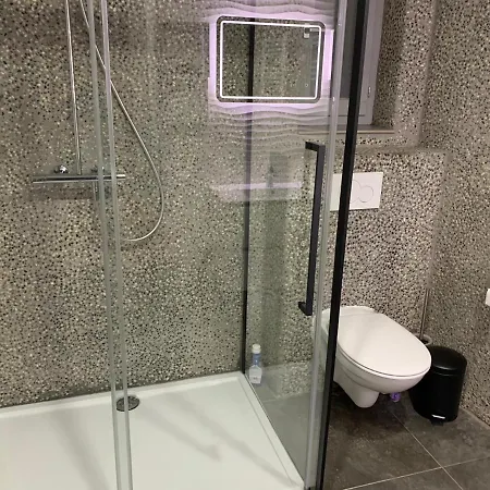 Au Manoir Des Vallees