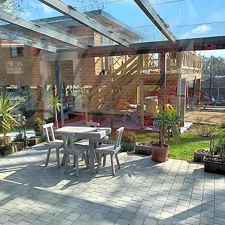 Au Manoir Des Vallees Couette-café 4*