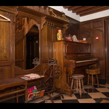 Alojamento de Acomodação e Pequeno-almoço Au Manoir Des Vallees 3*