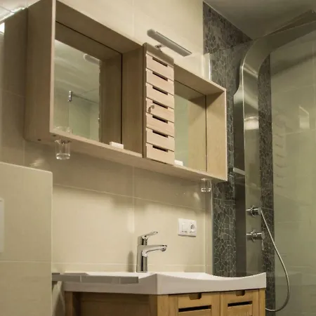 Bed & Breakfast Au Manoir Des Vallees